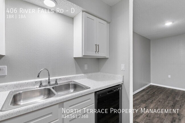 Foto del edificio - *FOR A LIMITED TIME: NO DEPOSIT AND ONE MO...
