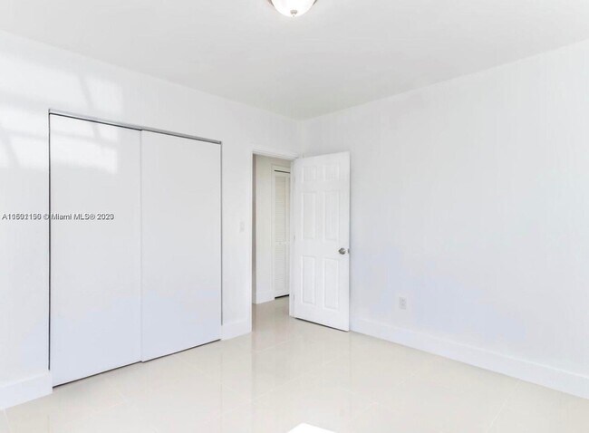 Building Photo - $3,500 18030 NW 14th Ave