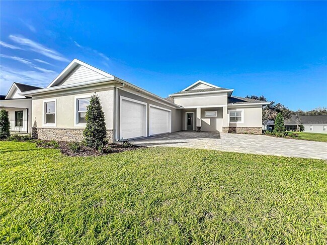 Building Photo - 1793 Lakehill Dr