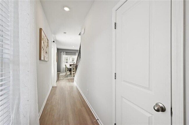 Foto del edificio - 405 Lanier Cir