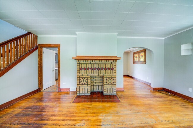 Foto del edificio - 1121 Bellaire Ave