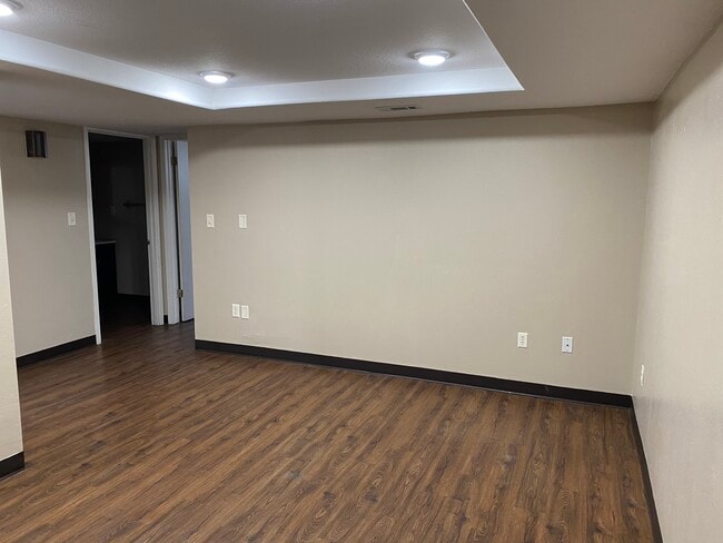 Building Photo - 616 W Boone St