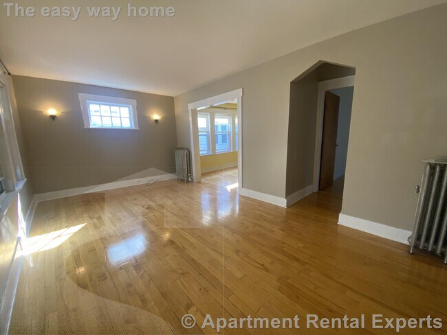Foto del edificio - Somerville/Davis Square 2 Bedroom with Dis...