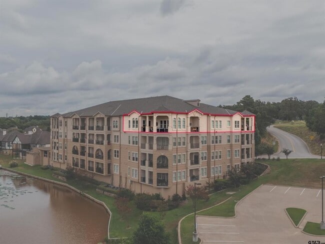Building Photo - 3351 Cascades Ct