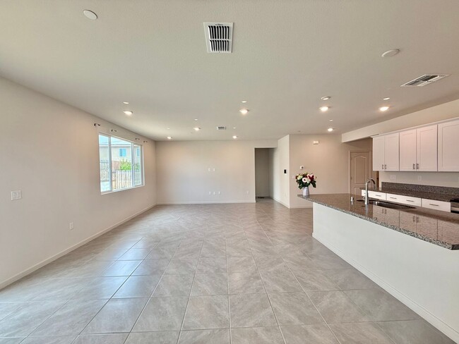 Foto del edificio - Bright and Modern Home in Hollister