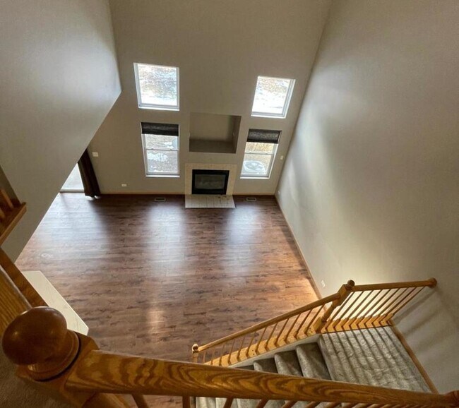 Foto del edificio - 458 Landmark Ave