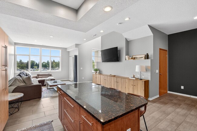 Foto del edificio - 640 S 50th St