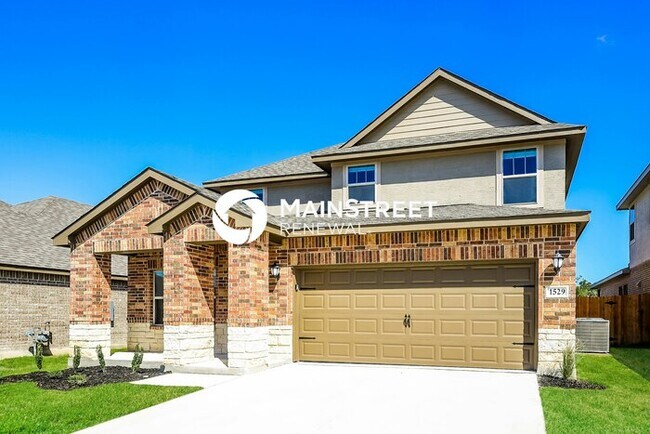 Foto del edificio - 4 Bedroom Pet-Friendly Home in San Antonio, TX with Main Street Renewal