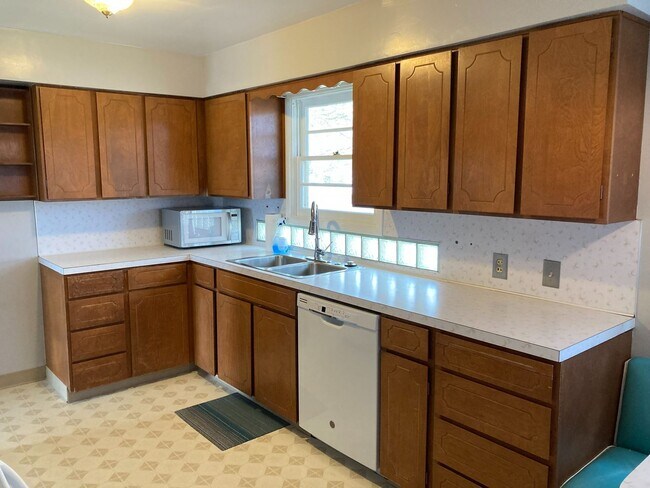 Foto del edificio - Large Home Near Shopping and Dining in Albany