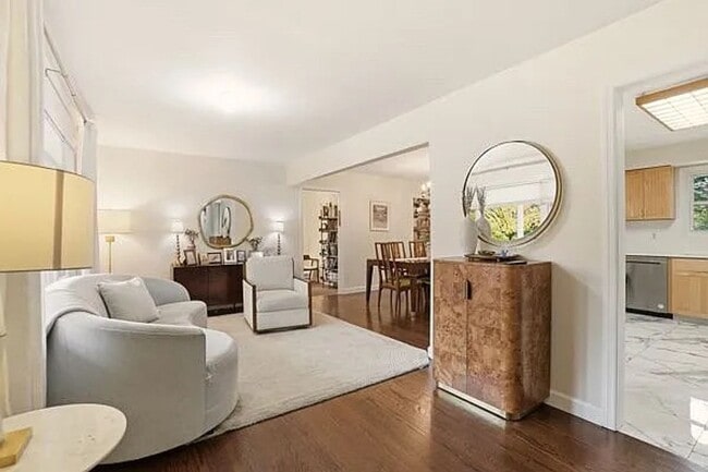 Building Photo - Charming 4BR Ranch with Garage in Jackson Cul-de-Sac