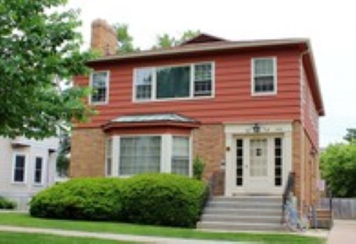 Building Photo - 2110 Kendall Ave