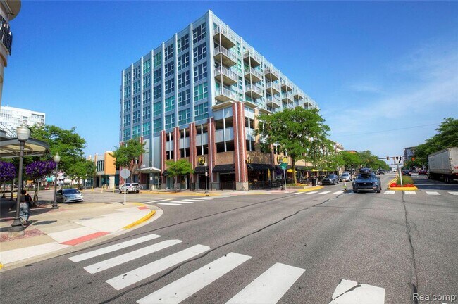 Foto del edificio - 100 W Fifth St