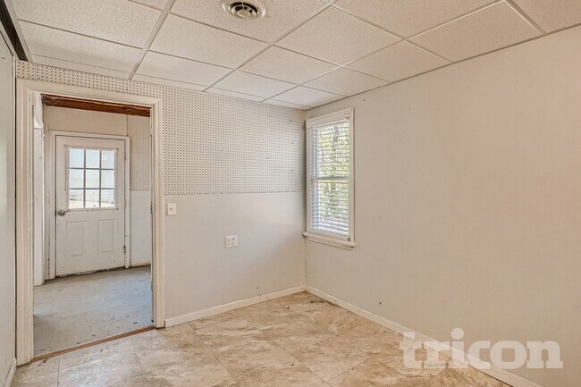 Building Photo - 7035 Wynfield Dr
