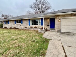 Building Photo - 1205 N Tillotson Ave