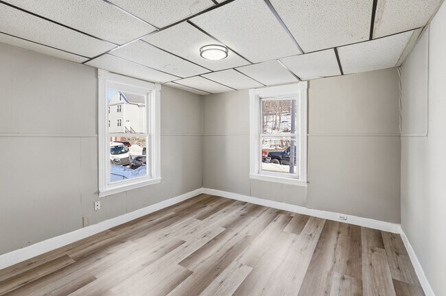 Building Photo - 39 Wall St