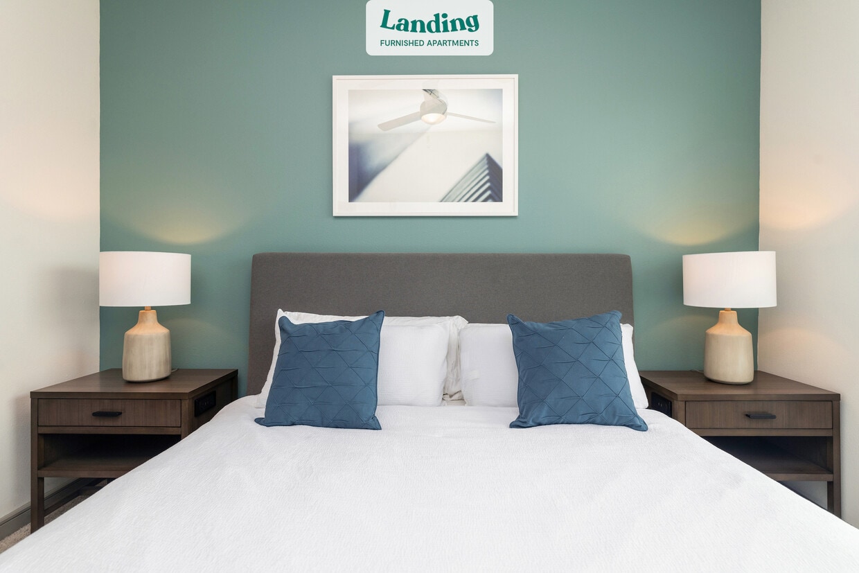 Primary Photo - 5350 Pinehurst Park Dr