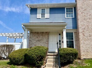 Building Photo - 42127 Gladwin St