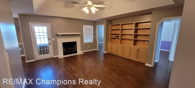 Foto del edificio - 4 br, 2 bath House - 196 Plum Ct