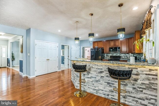 Building Photo - 8941 Grotto Ct