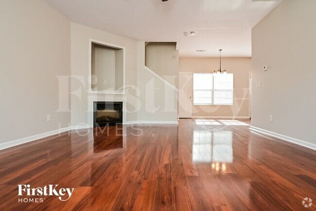 Building Photo - 111 Astilbe Meadow Dr