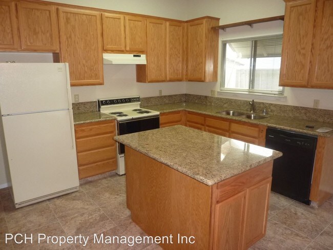 Building Photo - 3 br, 2 bath House - 6613 Mercedes Avenue