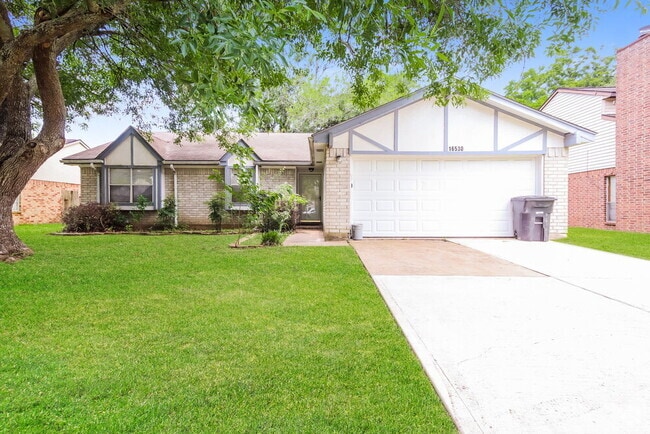 Building Photo - 16530 Quail Park Dr