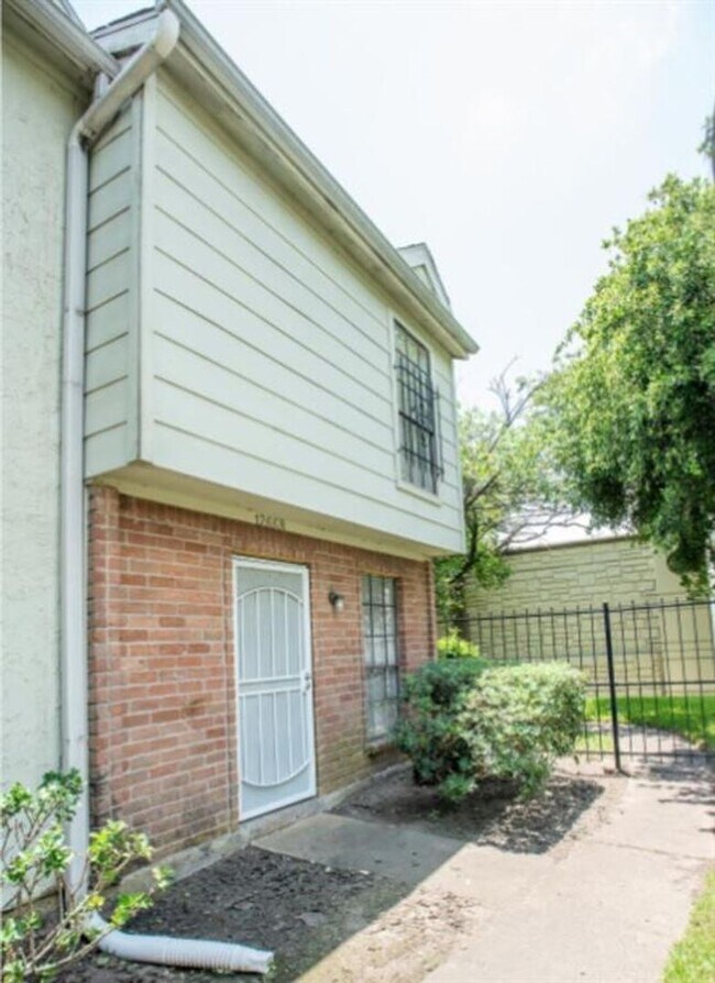 Foto del edificio - Homes For Rent In TX: Houston 77071 – Windsor Village 2BR