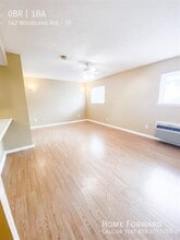 Building Photo - 562 Woodland Ave