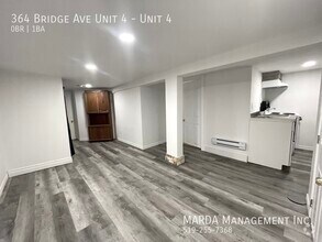 Building Photo - 364 Bridge Ave