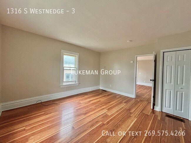 Foto del edificio - 1316 S Westnedge-3