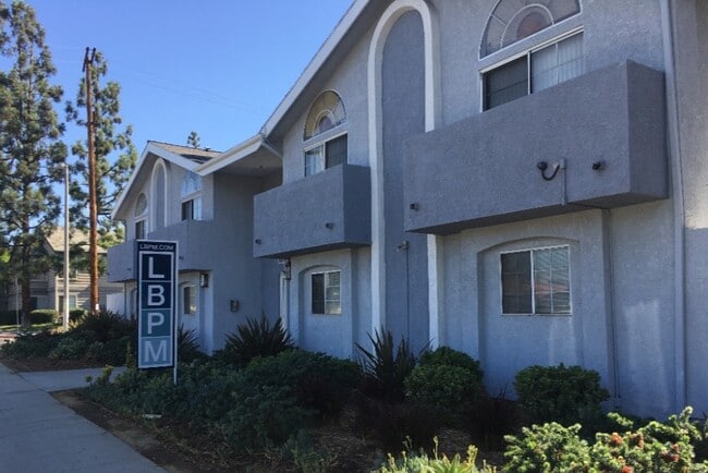 Building Photo - 9660 Sepulveda Blvd