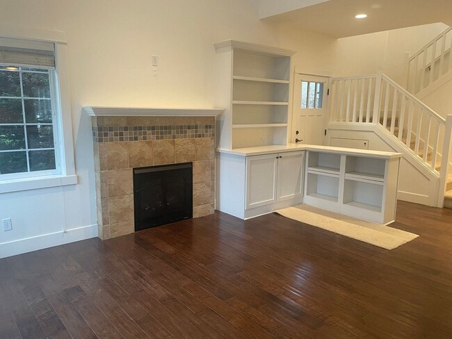 Foto del edificio - Desirable Langley Home Minutes From Downtowm!