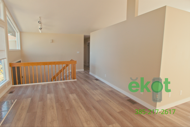 Photo - Spacious 5 Bedroom Home in Cottonwood Heights