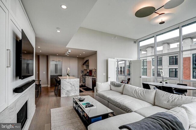 Foto del edificio - 1330 Lancaster St
