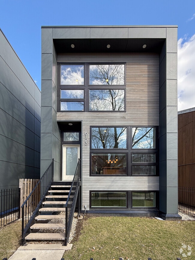 Building Photo - 6123 S Ellis Ave