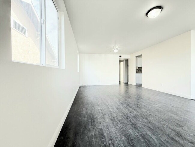 Foto del edificio - 1440 E 42nd St