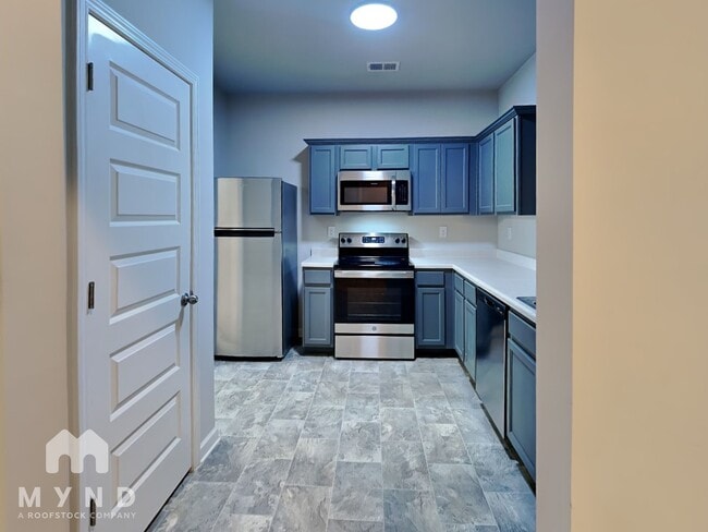Building Photo - 2650 Parrish Ct