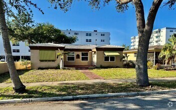 Building Photo - 1747 Adams St