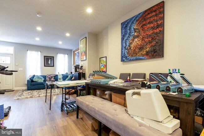 Foto del edificio - 2404 Sharswood St