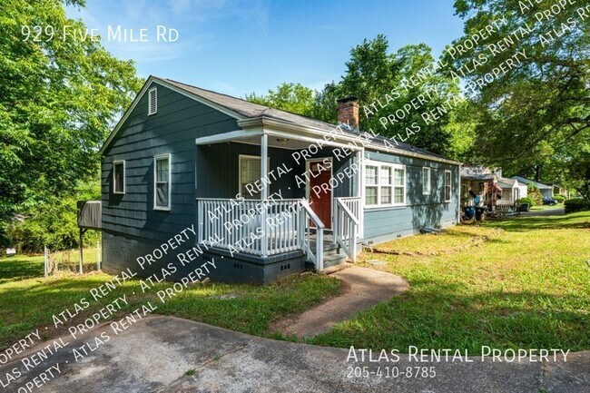 Building Photo - 929 5 Mile Rd
