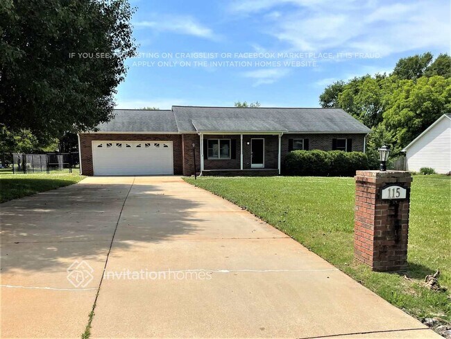 Foto del edificio - 115 Doe Trail Ln