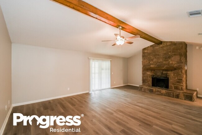 Building Photo - 10958 Mandarin Station Dr E