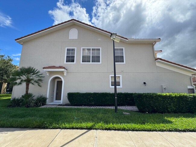 Foto del edificio - 3 Bed /2.5 Bath  Beautiful Mediterranean O...