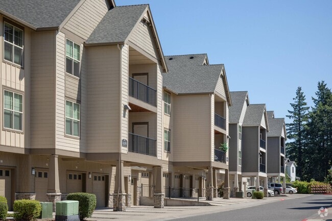 Building Photo - Springville Oaks