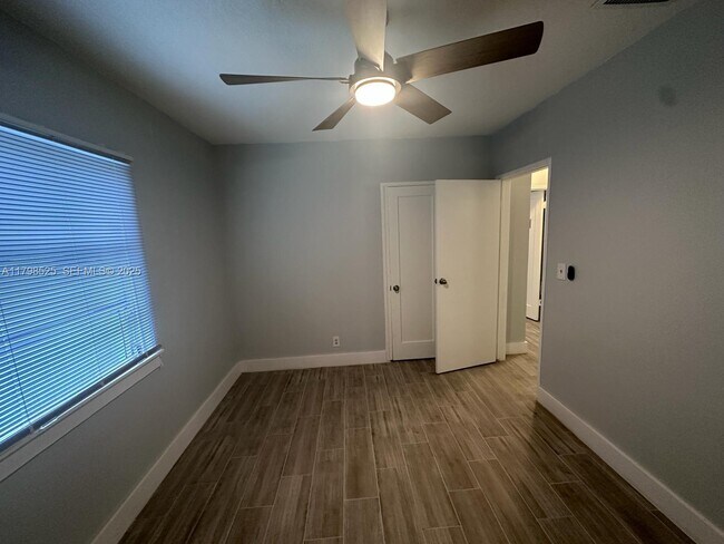 Foto del edificio - 209 SW 5th St