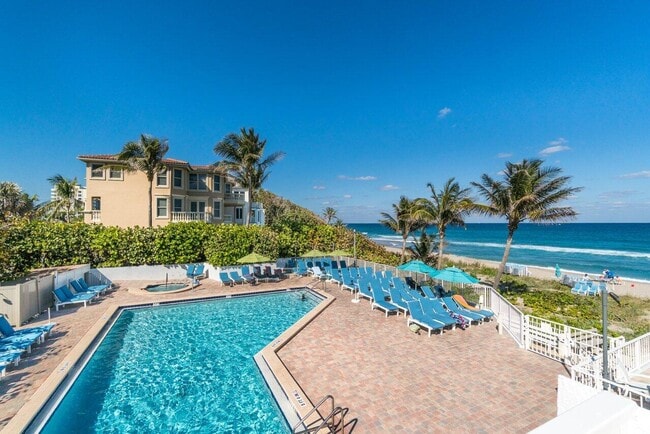 Building Photo - 4740 S Ocean Blvd
