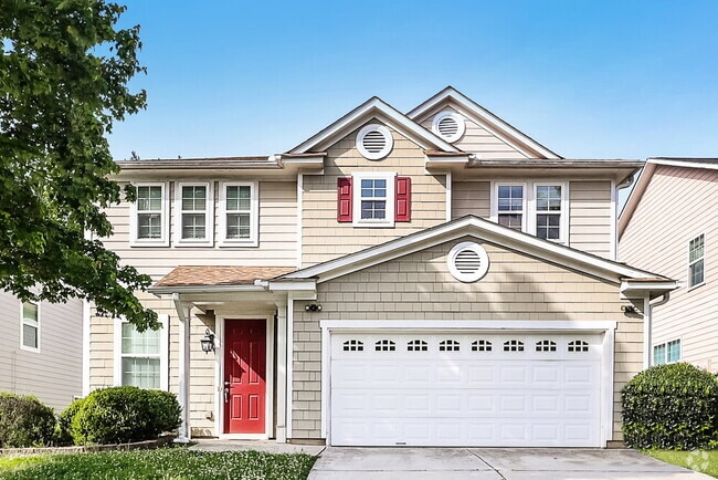 Building Photo - 2240 Valley Creek Dr