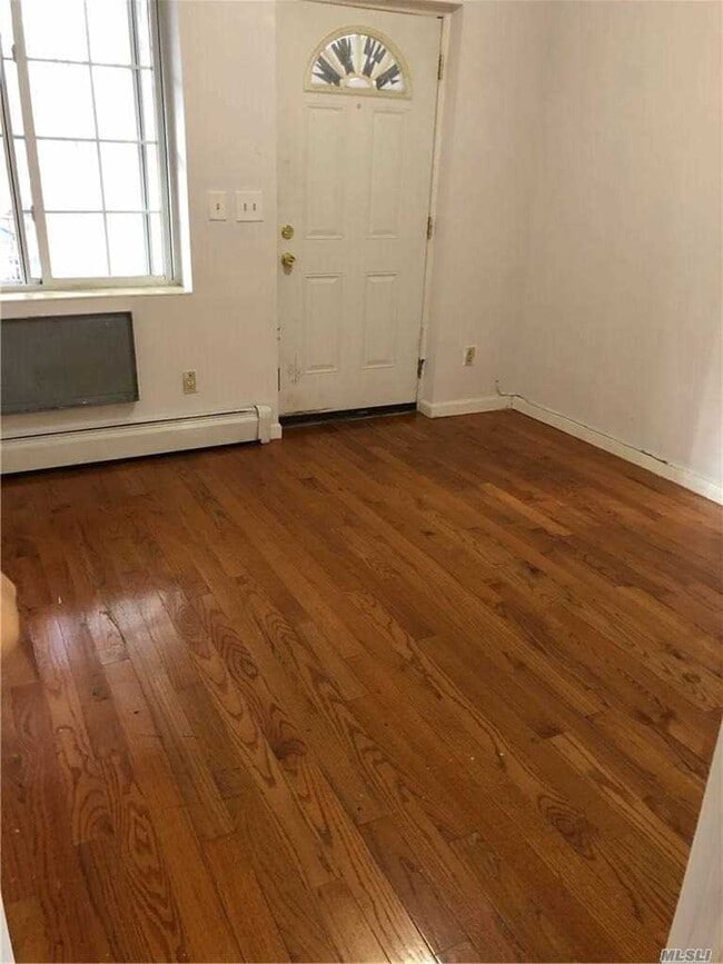 Foto del edificio - 112-39-112-38 38th Ave