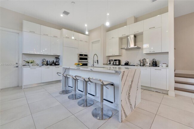 Building Photo - 8279 NW 43rd St