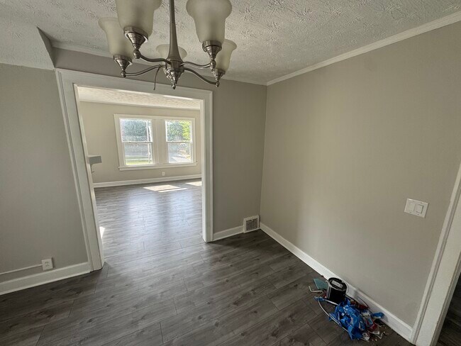 Foto del edificio - 1335 West Blvd